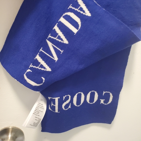 Canada Goose scarf - Picture 4 of 4